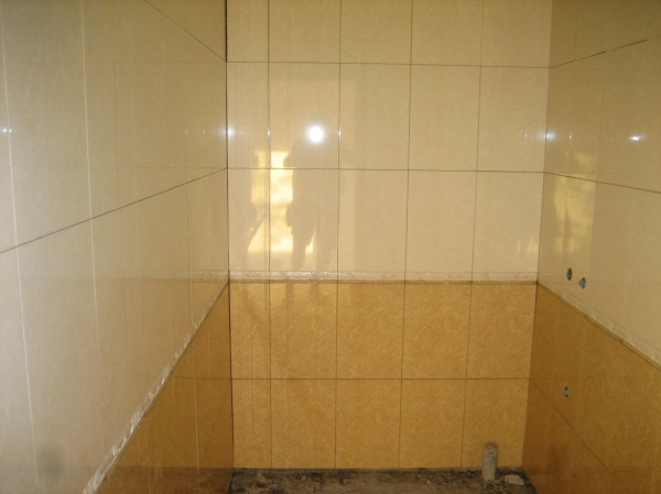 2010-01-18
ett badrum har fÃ¥tt kakel
